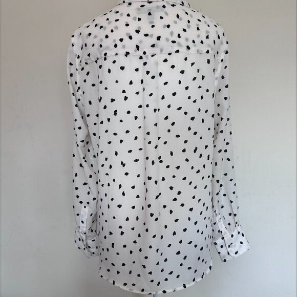 Banana Republic button down blouse, EUC, Sz M, white, blk print, EUC - Picture 2 of 15